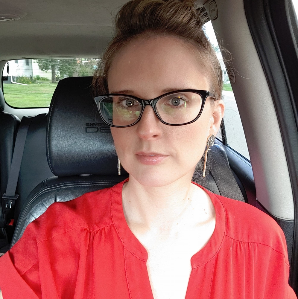 Meet your Posher, Jennifer